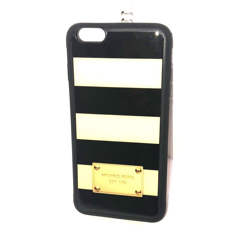 Black and cream IPhone 6S plus case